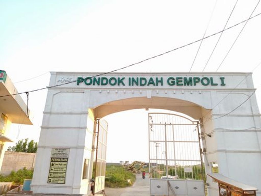 foto gerbang perumahan Pondok Indah Gempol 1 Tahap 2