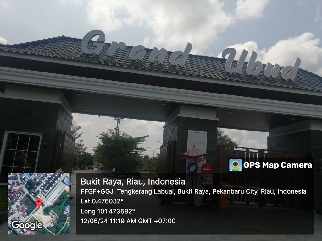 foto gerbang perumahan Grand Cluster Ubud-s