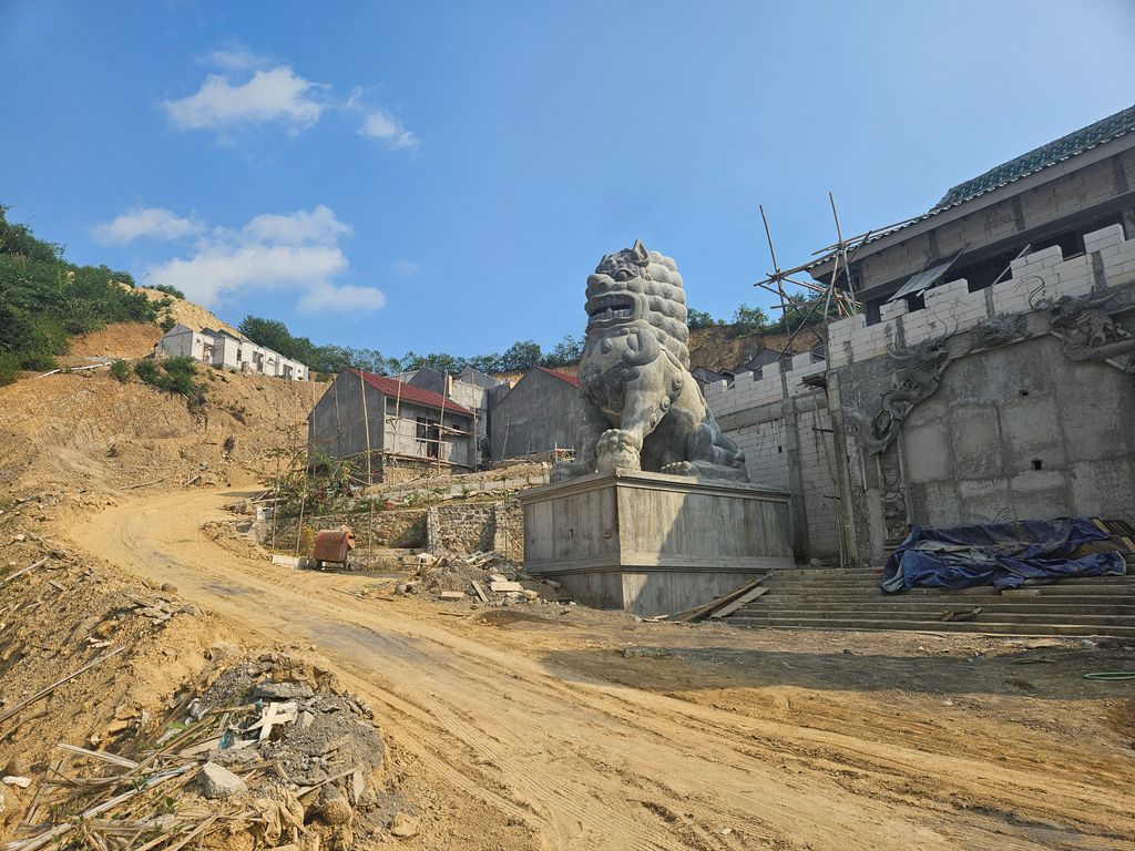foto gerbang perumahan PERUMAHAN GODEAN MANDIRI