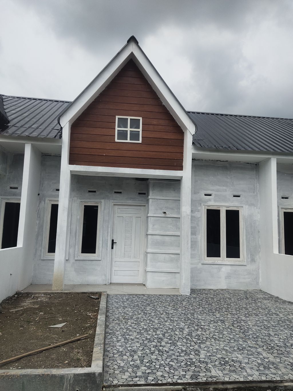 foto contoh rumah perumahan De City Residence