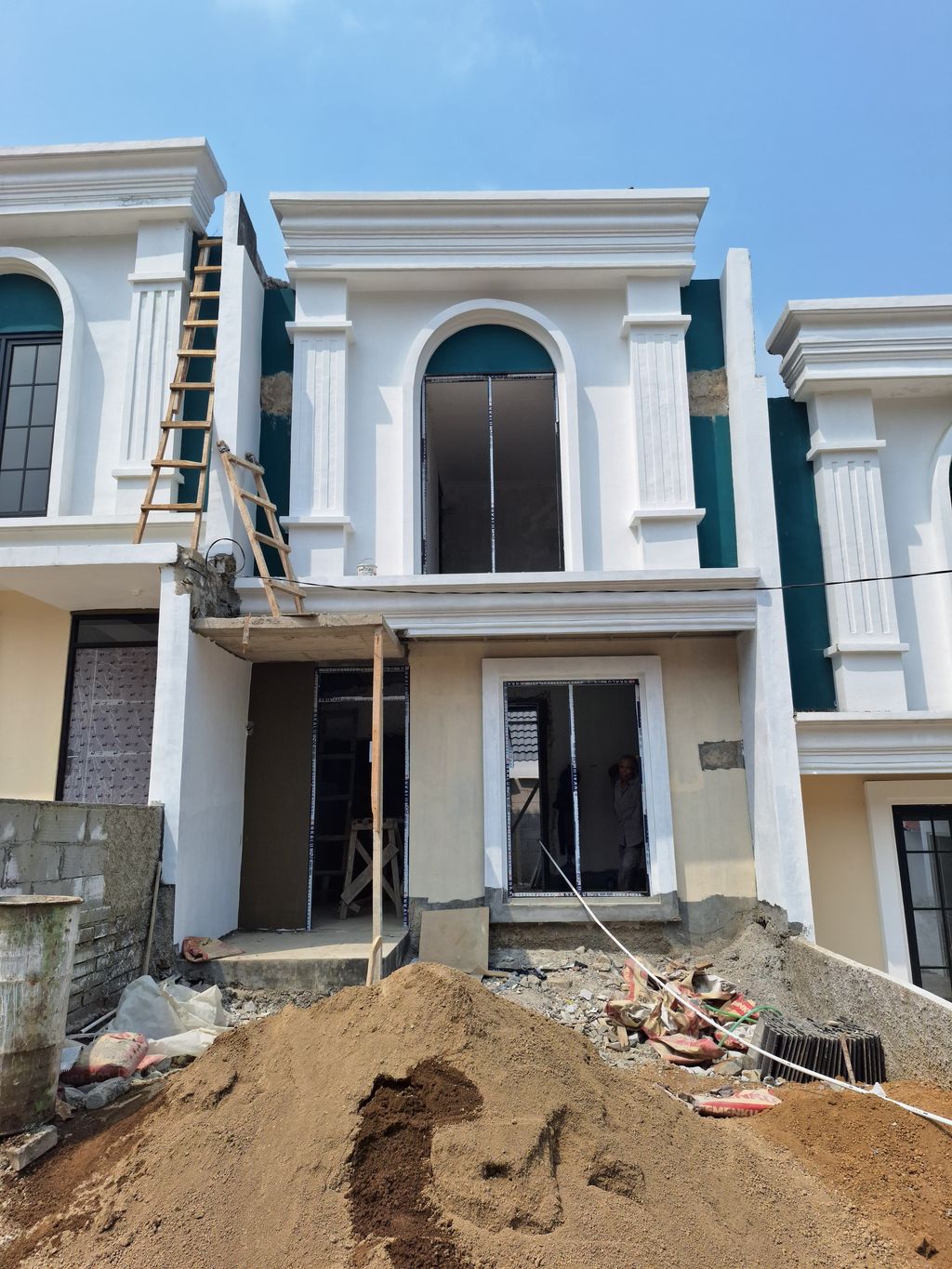 foto tampak rumah tipe 33 Mezanin Classic (Charlotte) (434) Komersil perumahan G-Land Padalarang Valley