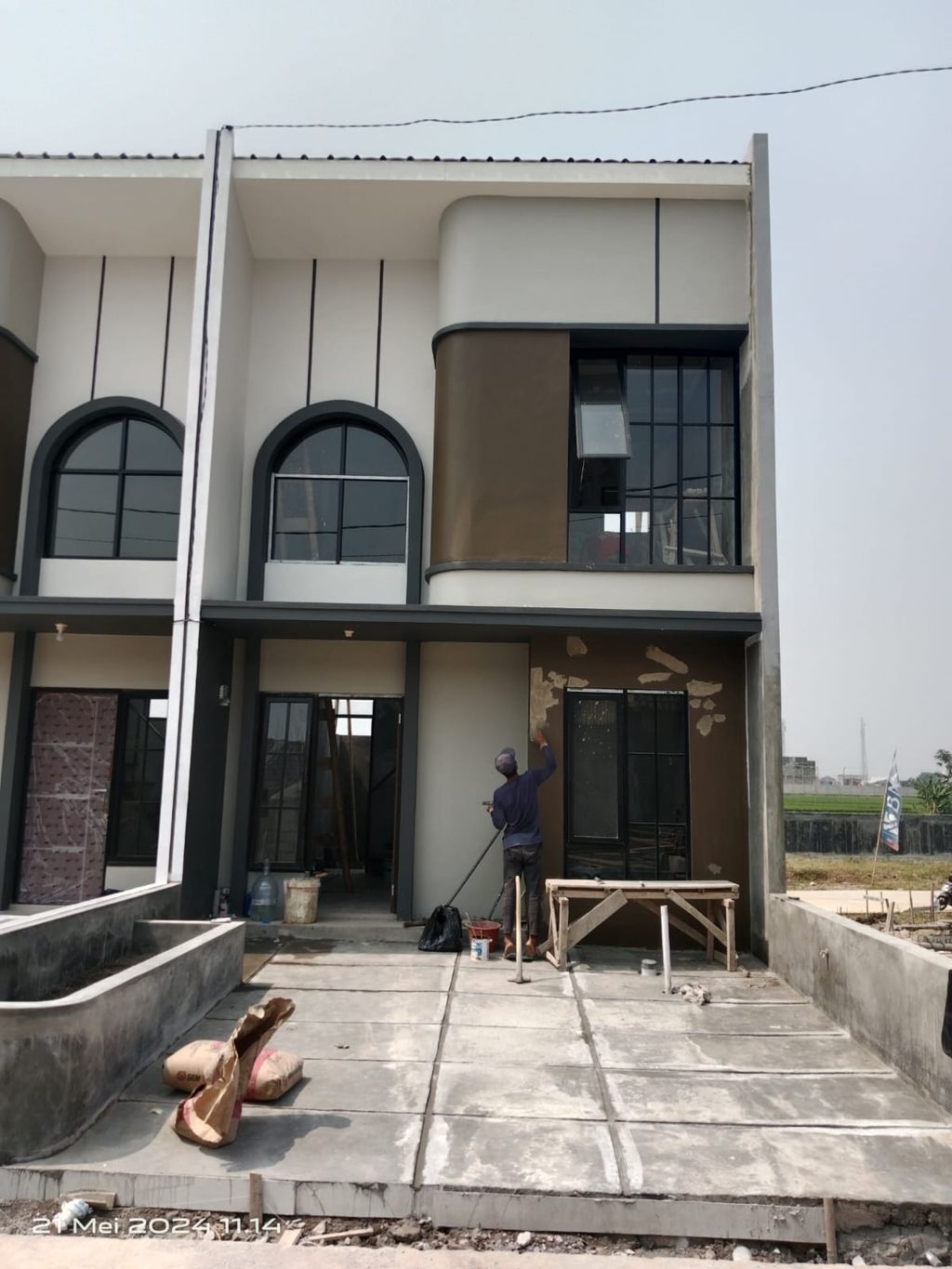 foto tampak rumah tipe 36 Mezanin Modern (433) perumahan Cluster Beverly