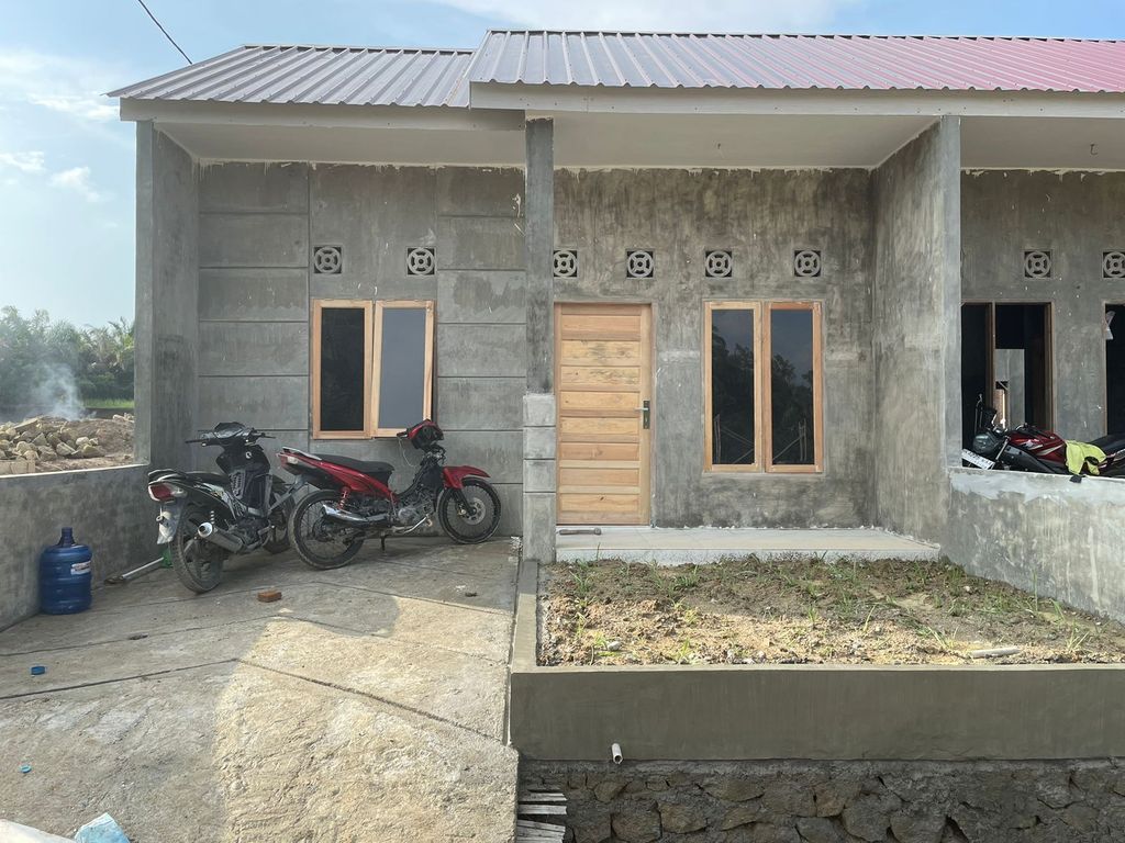 foto tampak rumah tipe PERUMAHAN SUBSIDI 36/78 perumahan MANUTUR INDAH RESIDENCE III