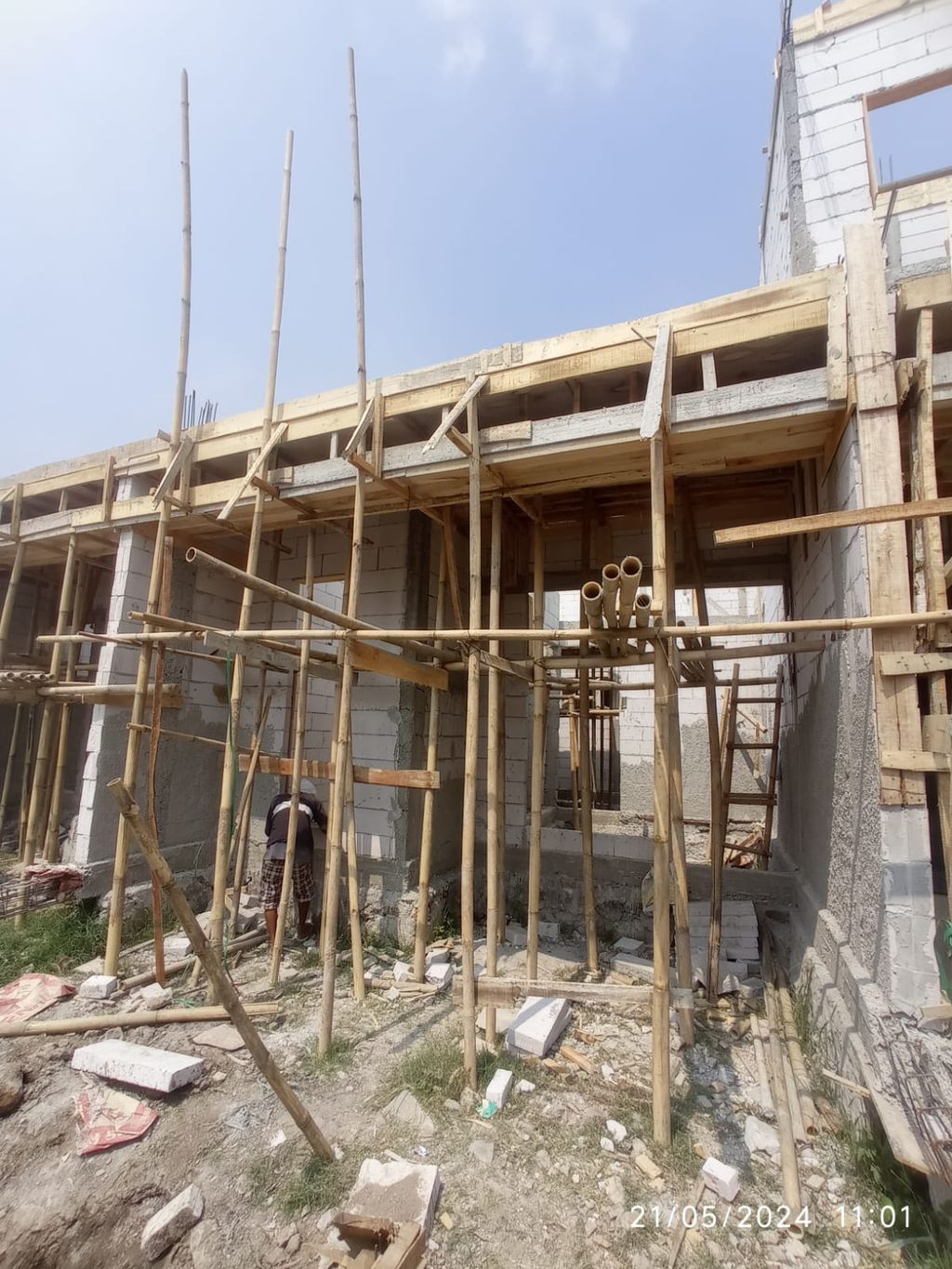 foto tampak rumah tipe 43 Compact High Ceiling (3KT) (486) perumahan G-Land Ciwastra Park 2