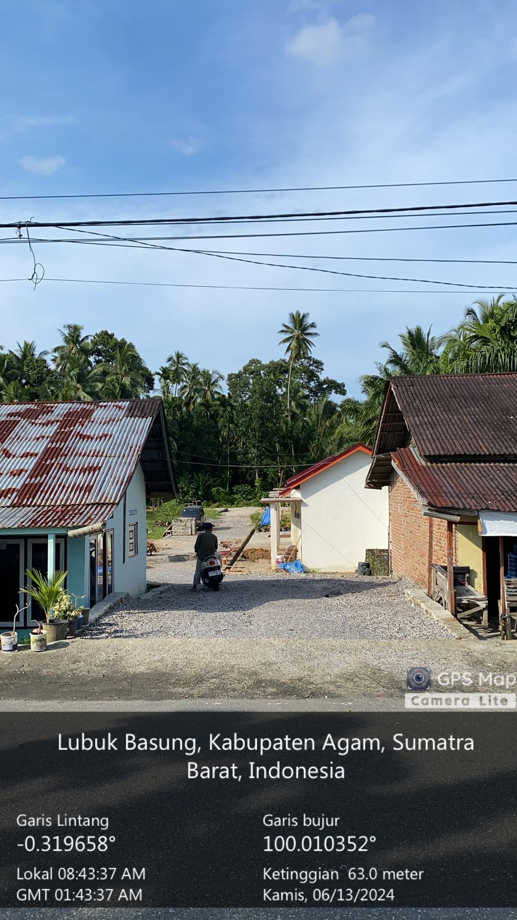 foto gerbang perumahan Villa Amira Tahap III