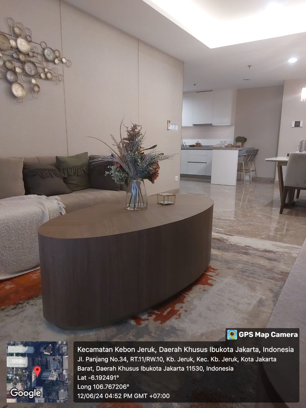 foto tampak rumah tipe Garden Home perumahan AKR Gallery West Office Tower & Residences
