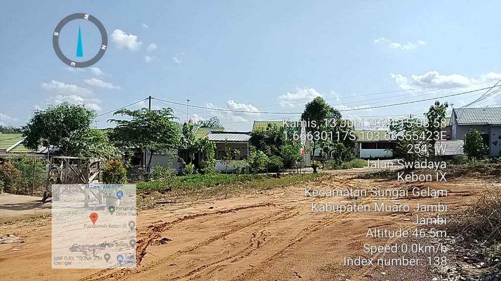 foto gerbang perumahan SAFALAND 1