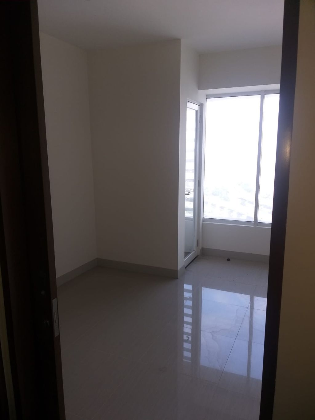 foto tampak rumah tipe BARCLAY NORTH 1 BR D perumahan GRAND KAMALA LAGOON TOWER EMERALD & BARCLAY
