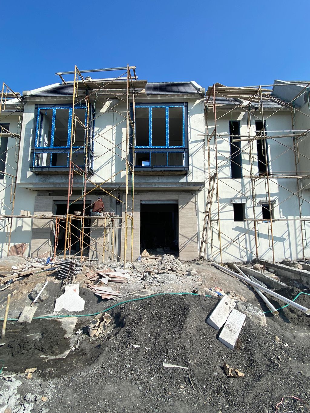 foto tampak rumah tipe CLUSTER PALAIS B F4-18 perumahan Opra City