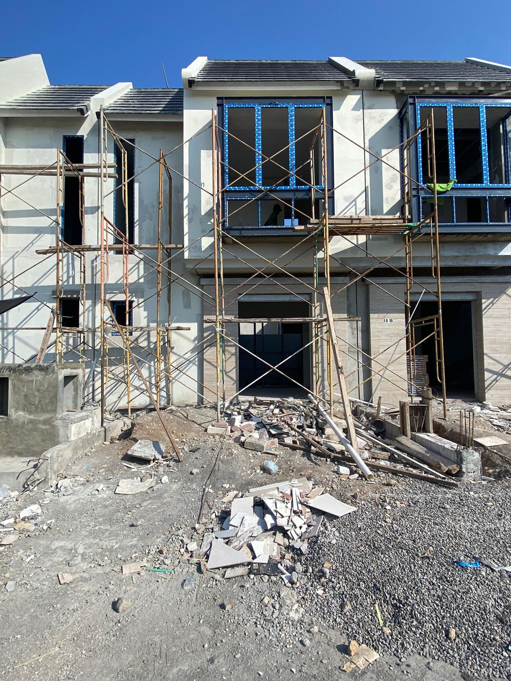 foto tampak rumah tipe CLUSTER PALAIS B F4-26 perumahan Opra City