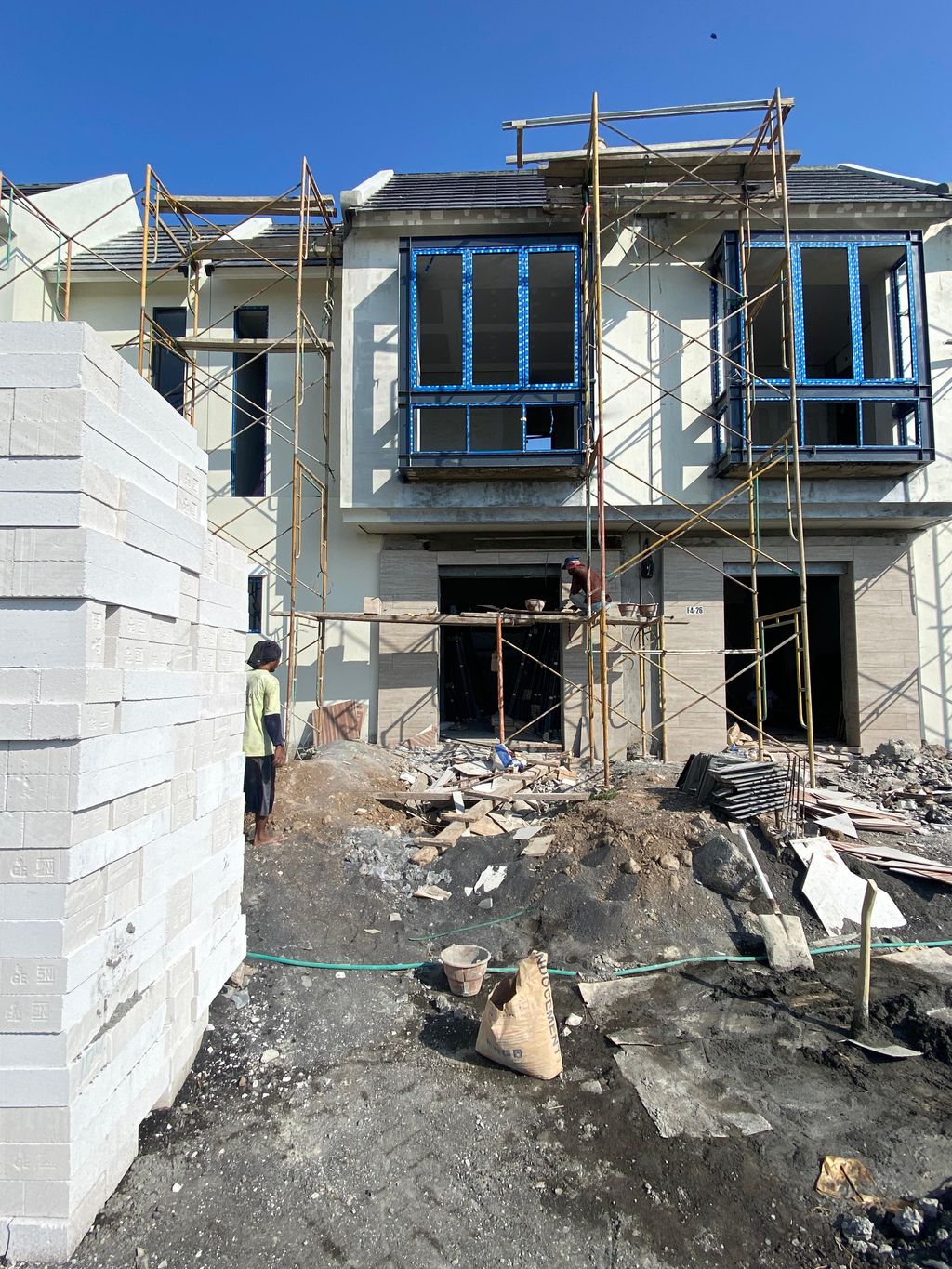 foto tampak rumah tipe CLUSTER PALAIS B F4-32 perumahan Opra City