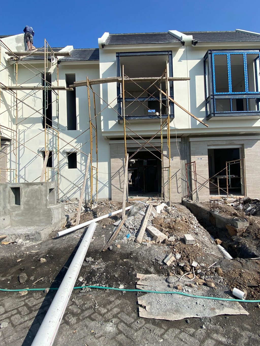 foto tampak rumah tipe CLUSTER PALAIS B F4-36 perumahan Opra City