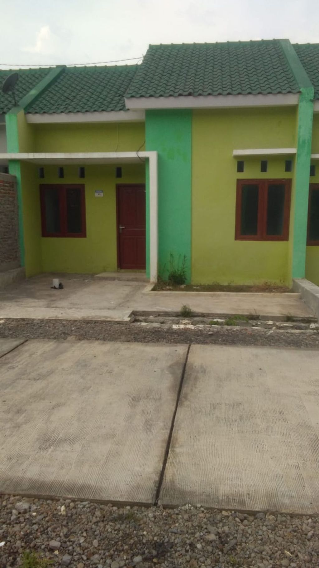 foto tampak rumah tipe 21/96 150.500 perumahan Graha Sejahtera Gentan