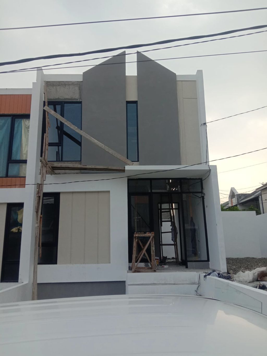 foto tampak rumah tipe 33 Mezanin (Dexter) (532) perumahan G-Land Padalarang Valley
