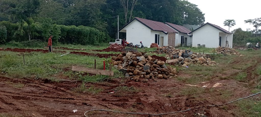 foto posisi tengah perumahan GRAHA CANDI PASEKARAN