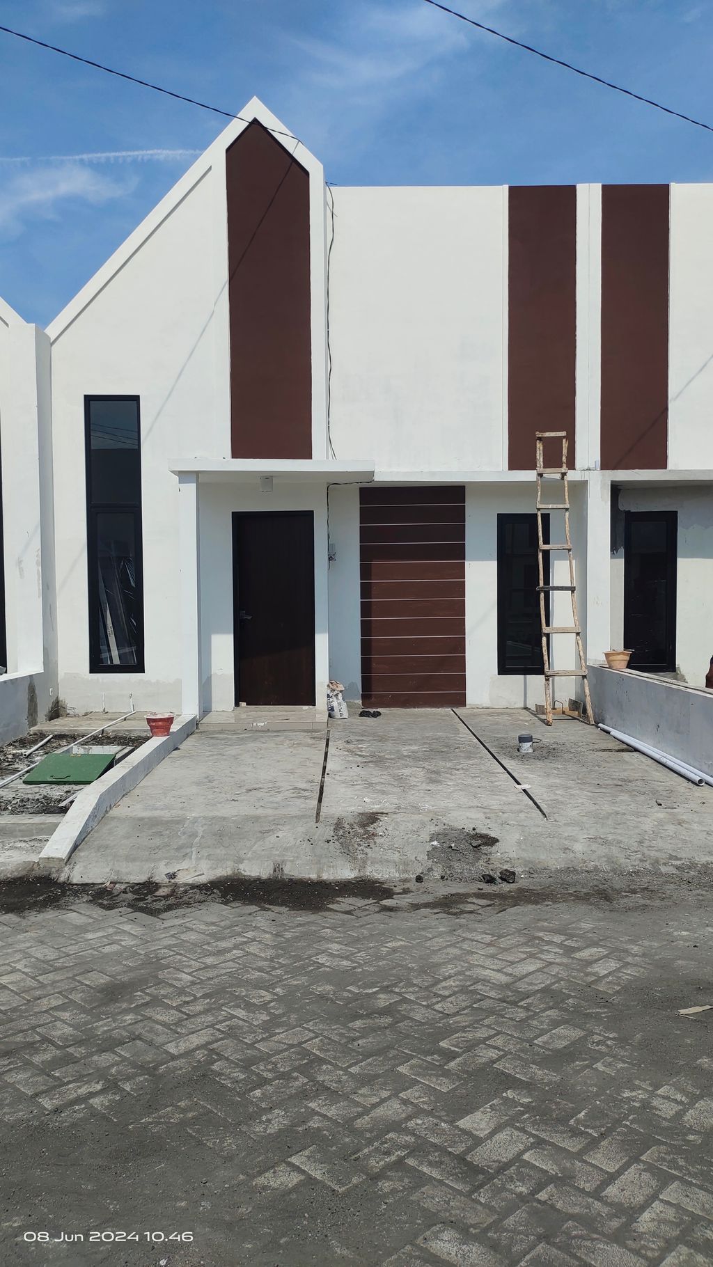 foto tampak rumah tipe THE WISE NON STANDAR 6 perumahan THE OSO 2