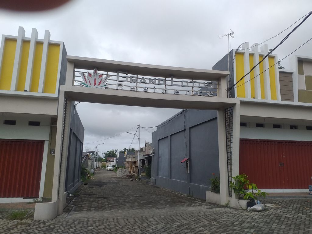 foto contoh rumah perumahan GRAND LOTUS RESIDENCE