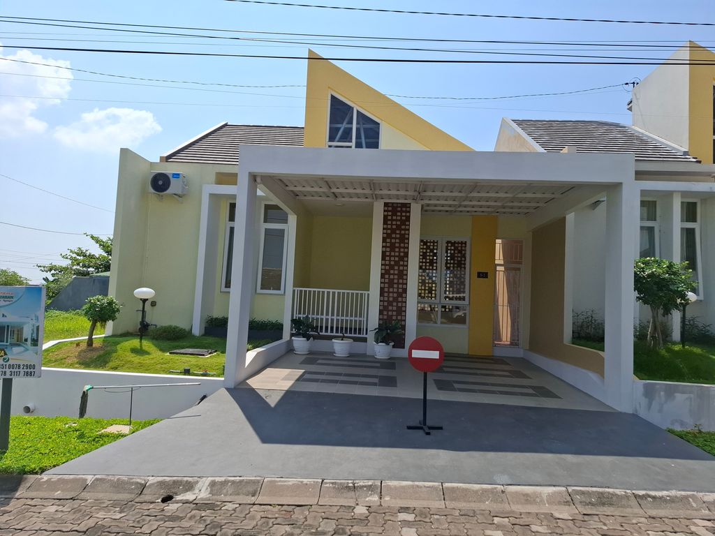 foto tampak rumah tipe D-3 perumahan PANORAMA BANJARAN