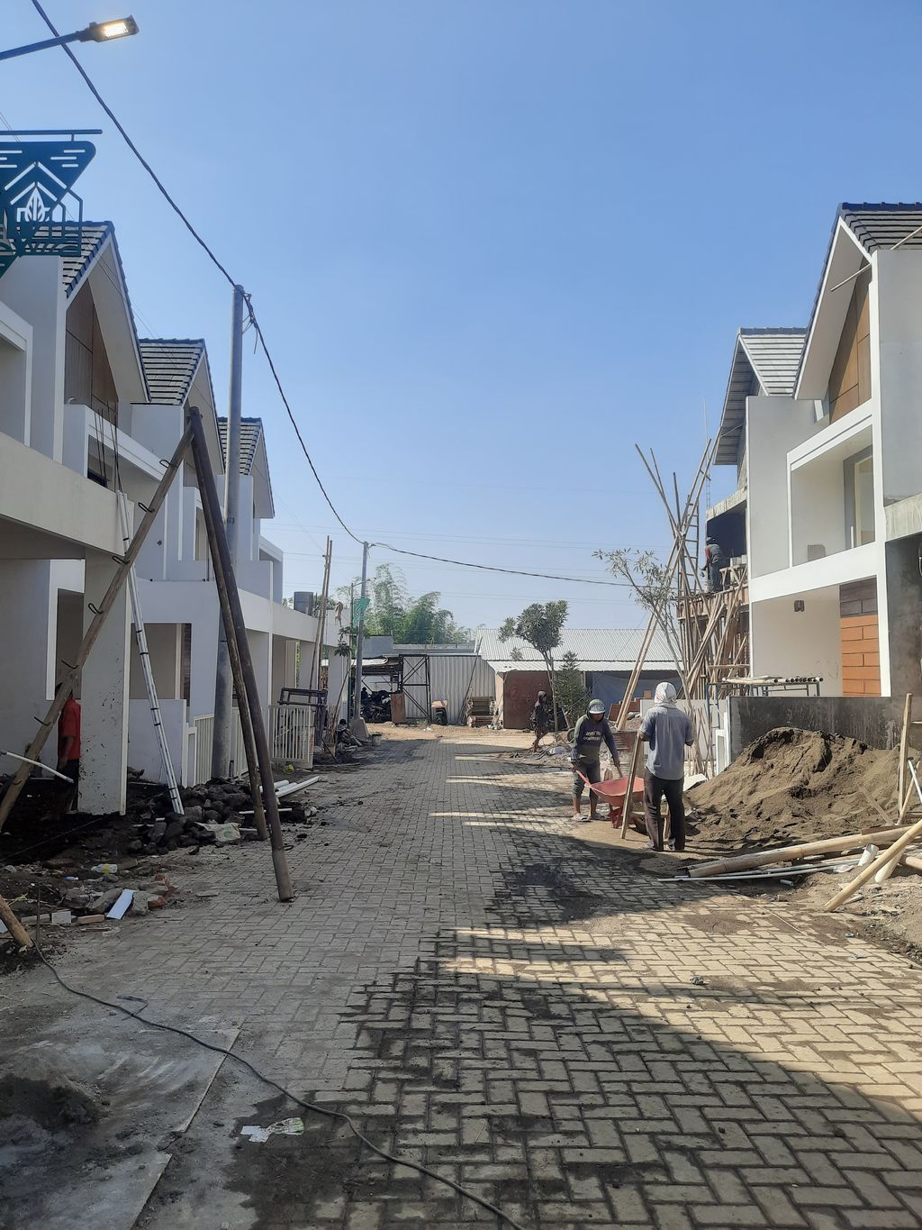 foto posisi tengah perumahan GRAHA AGUNG
