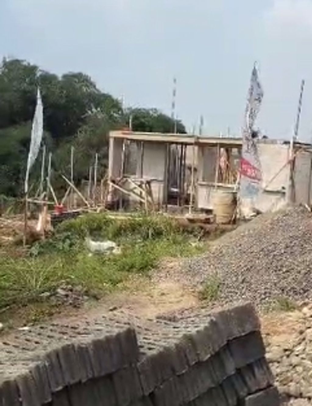 foto gerbang perumahan PERUMAHAN JABON INDAH