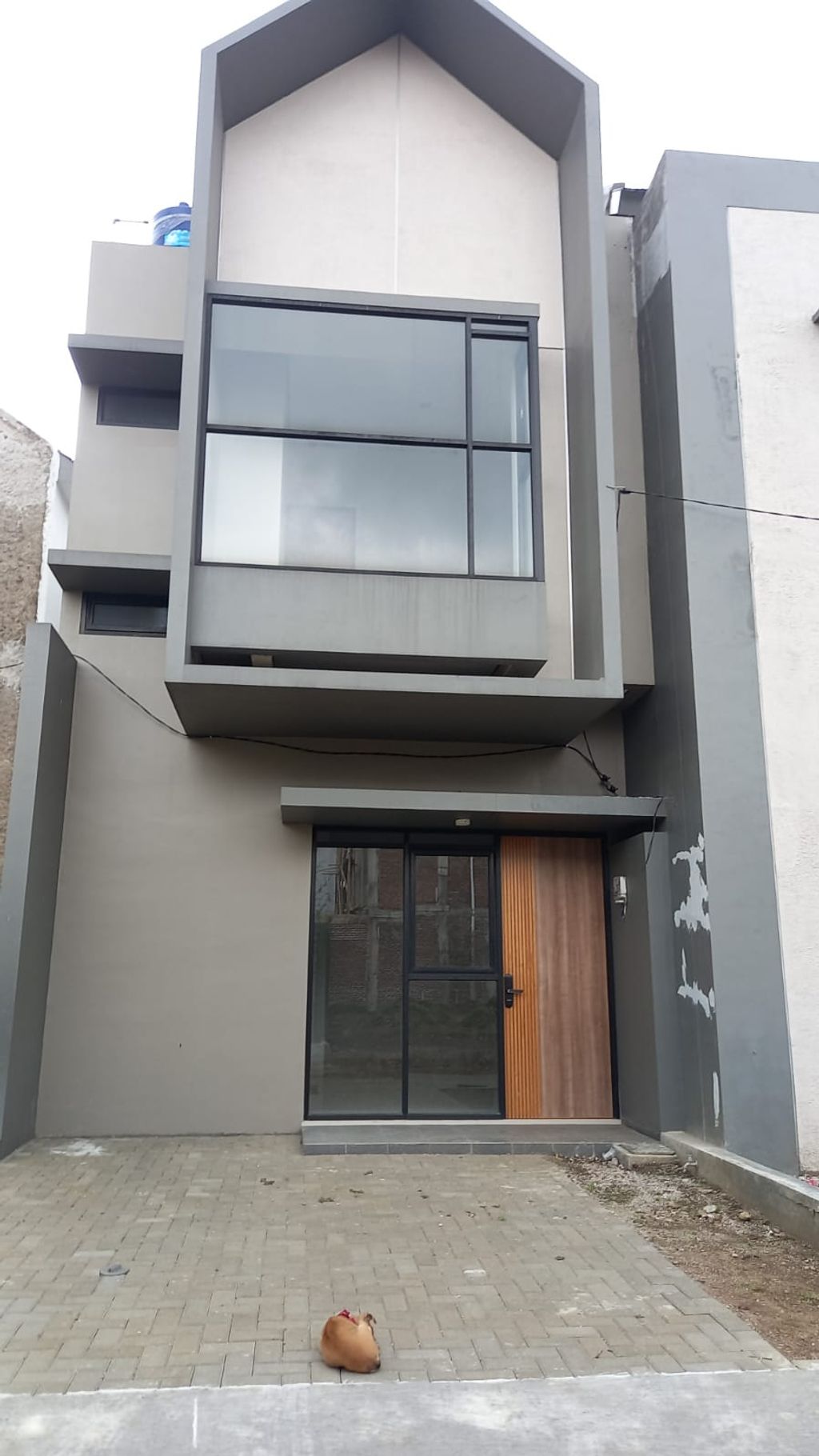 foto tampak rumah tipe 65 (D1) perumahan Kopo Harmonis Townhouse
