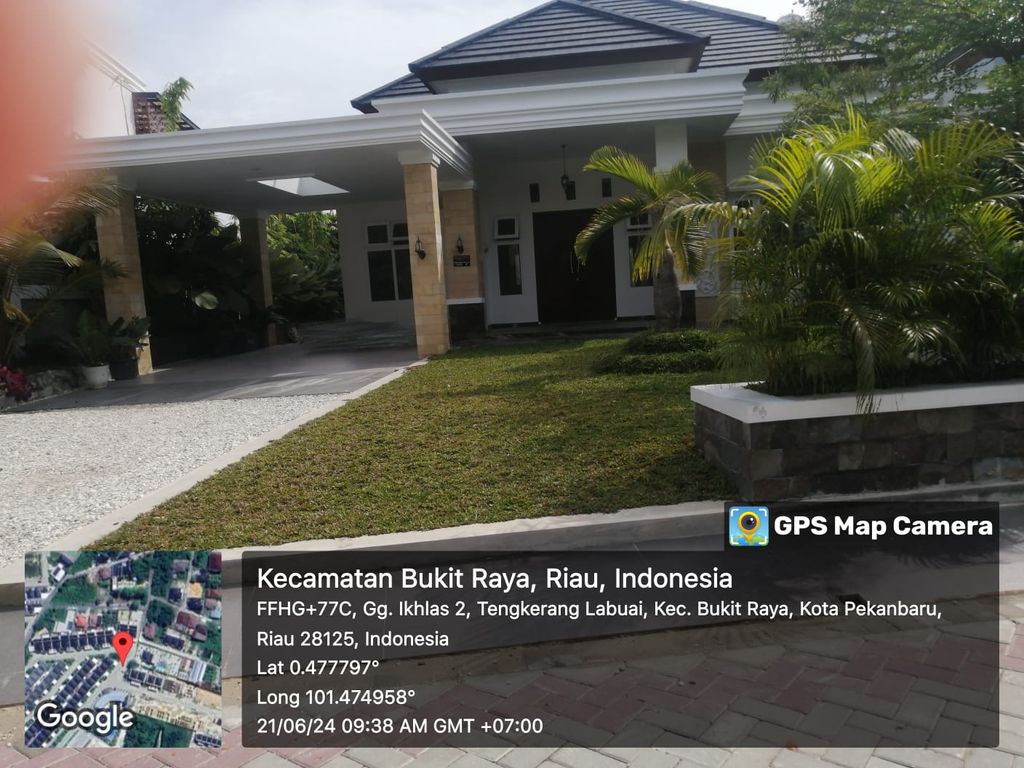 foto tampak rumah tipe SEMINYAK perumahan Grand Cluster Ubud-s