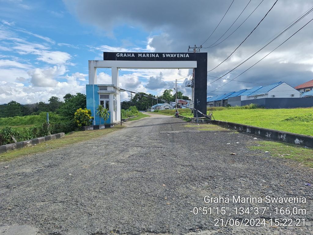 foto gerbang perumahan GRAHA MARINA SWAVENIA