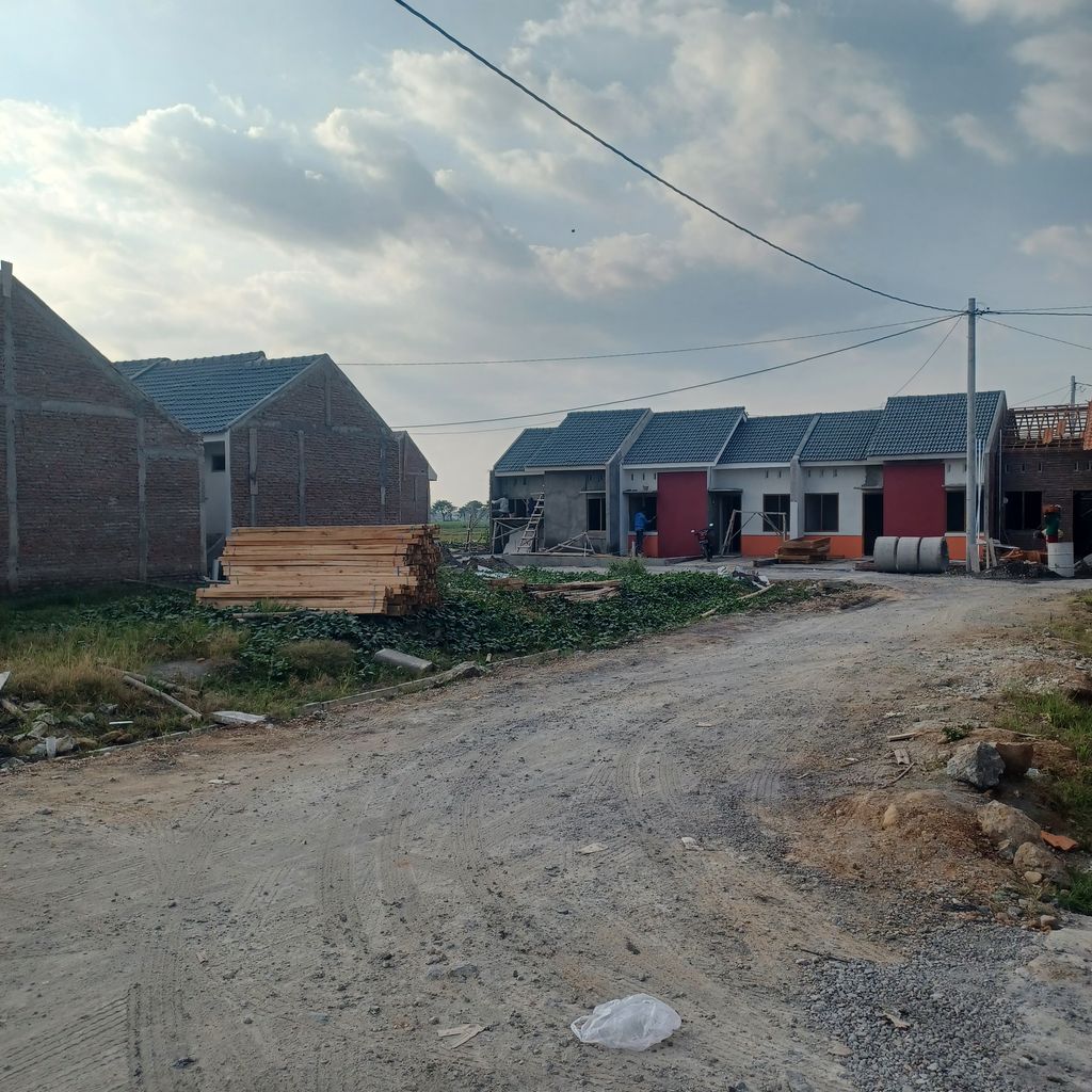 foto posisi tengah perumahan Graha Sejahtera Gabusan
