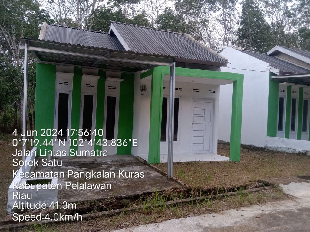 foto contoh rumah perumahan KAMPUNG BERLIAN
