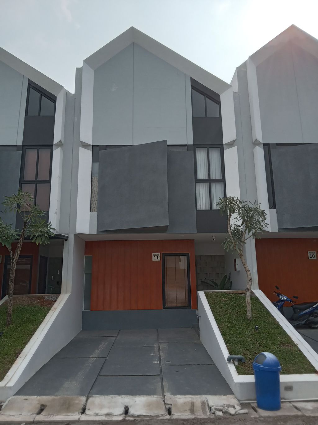 foto tampak rumah tipe 76/79 perumahan Swarga By Asterloka Tahap 2