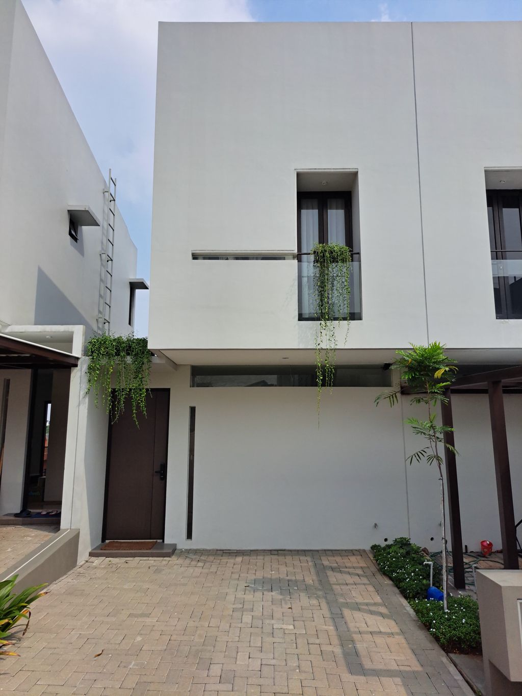 foto tampak rumah tipe Blok A No 12 perumahan STELLAR