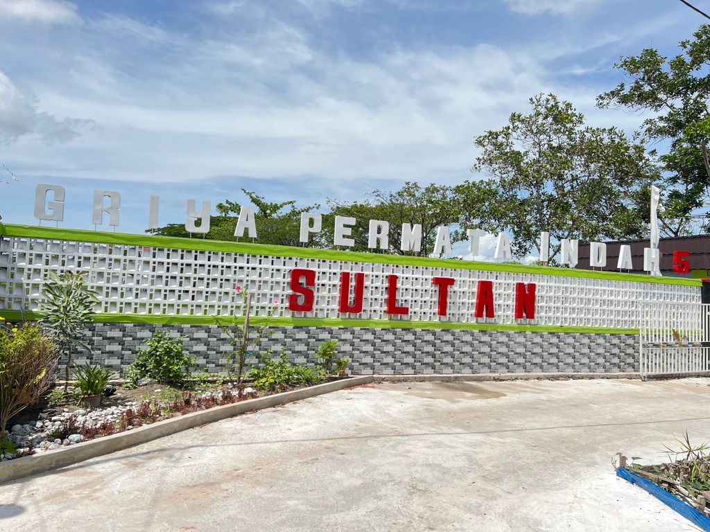 foto gerbang perumahan GRIYA PERMATA INDAH 5 SULTAN