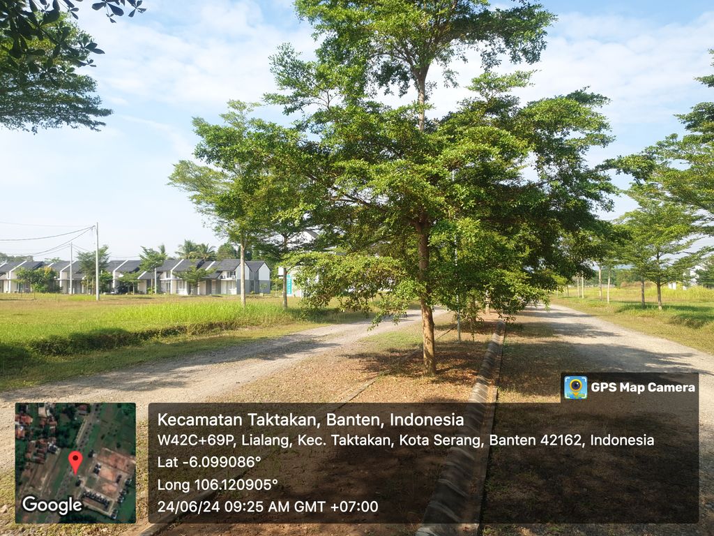 foto posisi tengah perumahan Lialang Residence