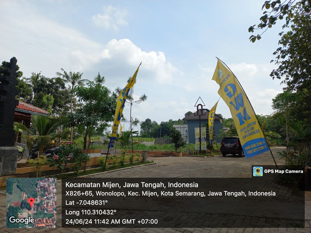 foto gerbang perumahan GREEN WANASRI MIJEN