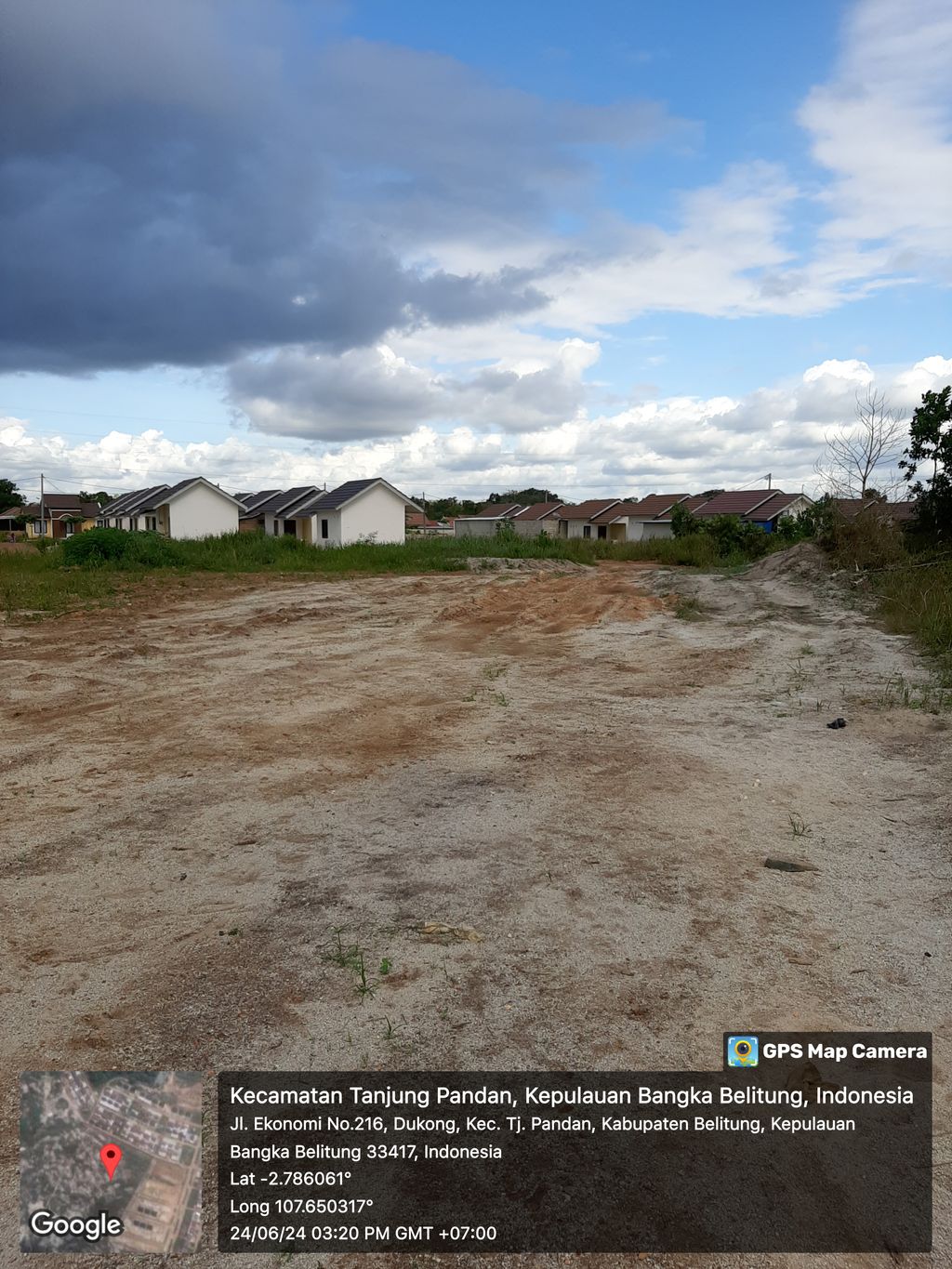 foto posisi tengah perumahan Pelangi Residence 2