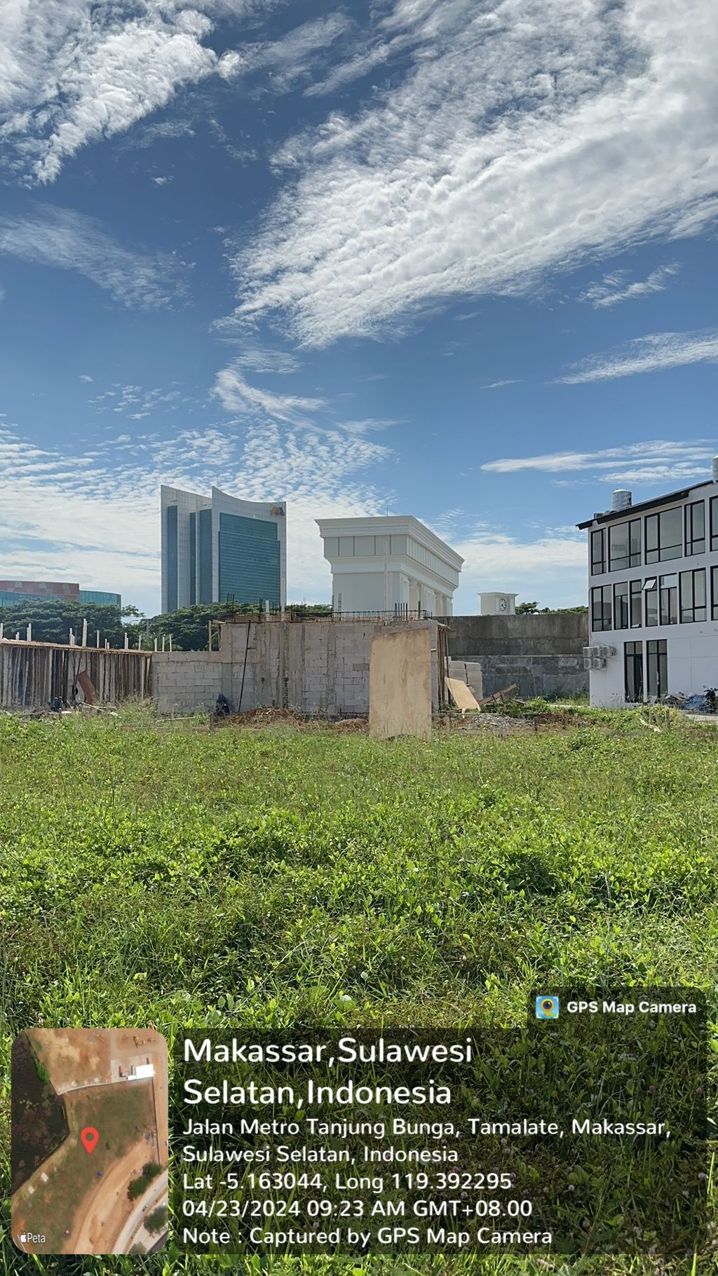 foto tampak rumah tipe MH-0008 perumahan Rolling Hills 6