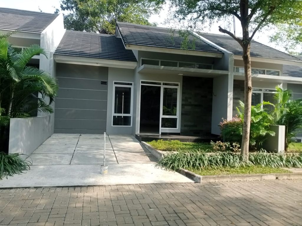 foto tampak rumah tipe 60/102 perumahan CLUSTER PALM VILLAGE