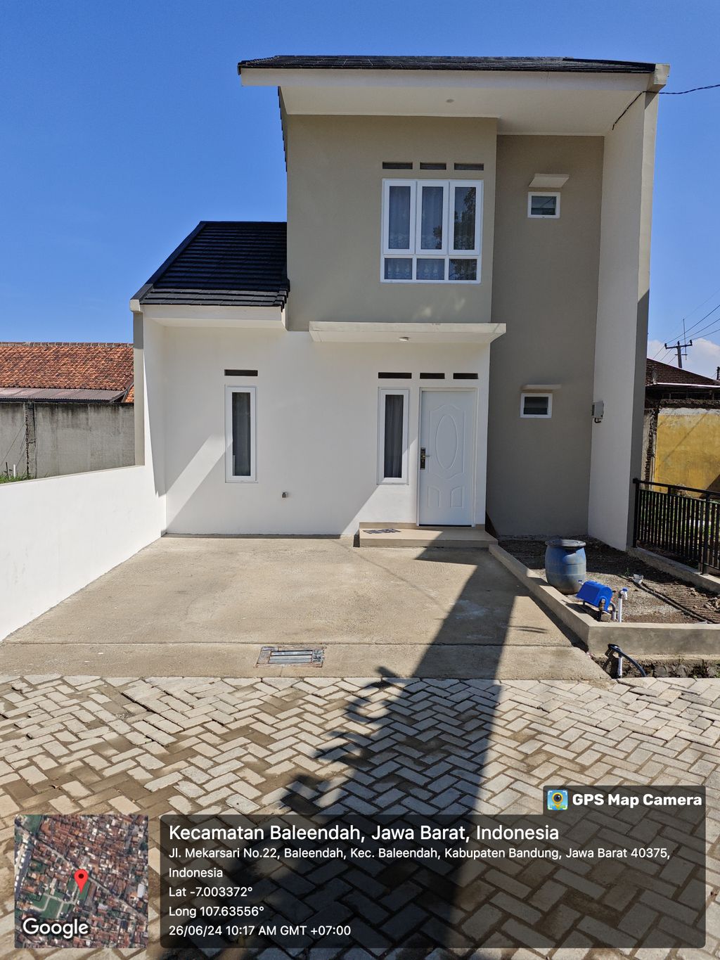 foto contoh rumah perumahan Mekarsari Regency