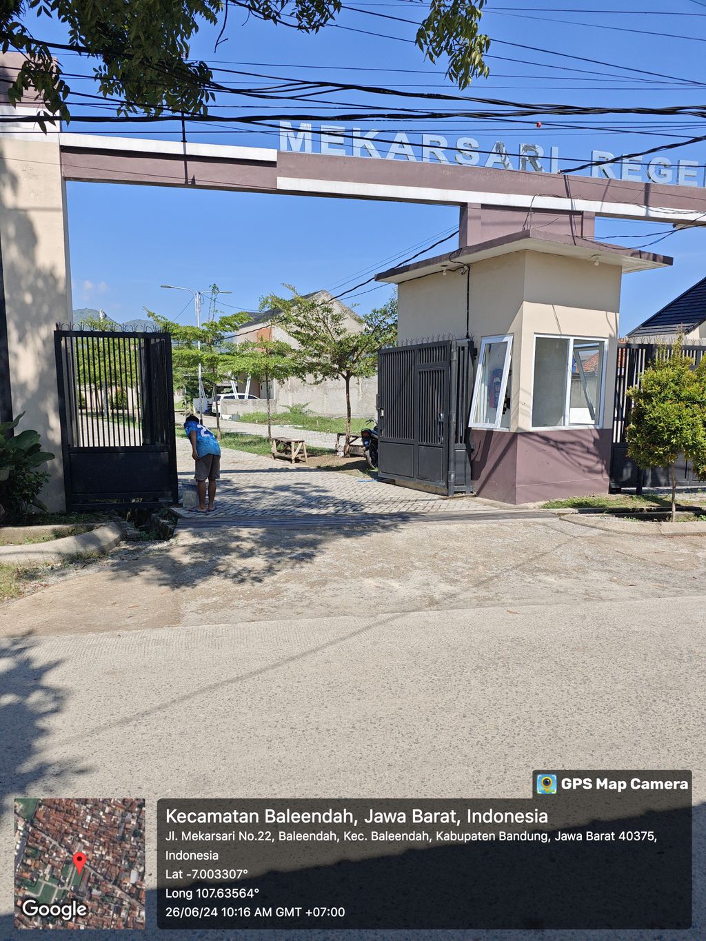 foto gerbang perumahan Mekarsari Regency
