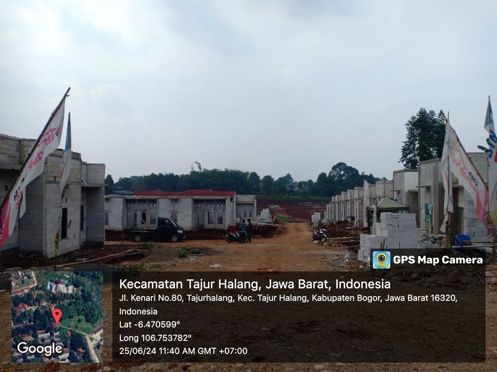 foto gerbang perumahan OEMAH TAJUR HALANG REGENCY