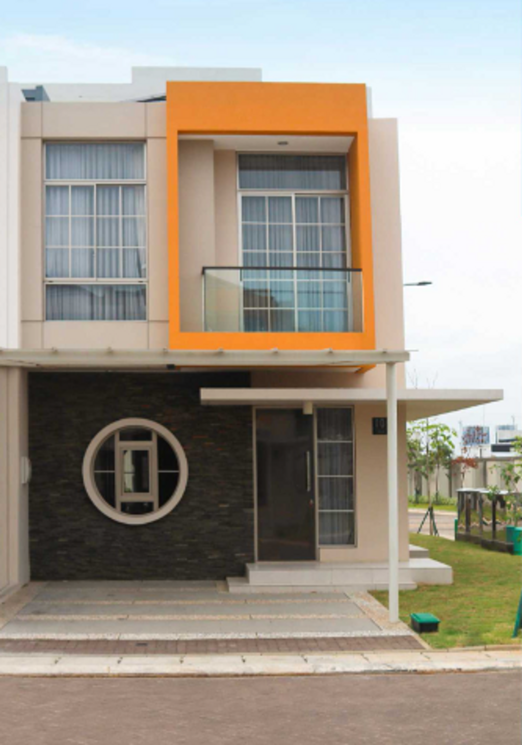 foto tampak rumah tipe FUCHIA HOEK perumahan DISTRIK 17 & 19 ( CLUSTER DENVER)