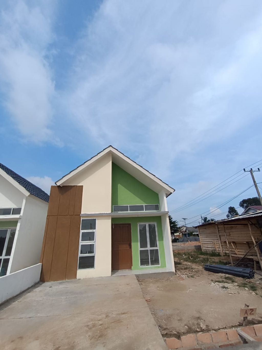 foto tampak rumah tipe 36 perumahan SERENA HILL