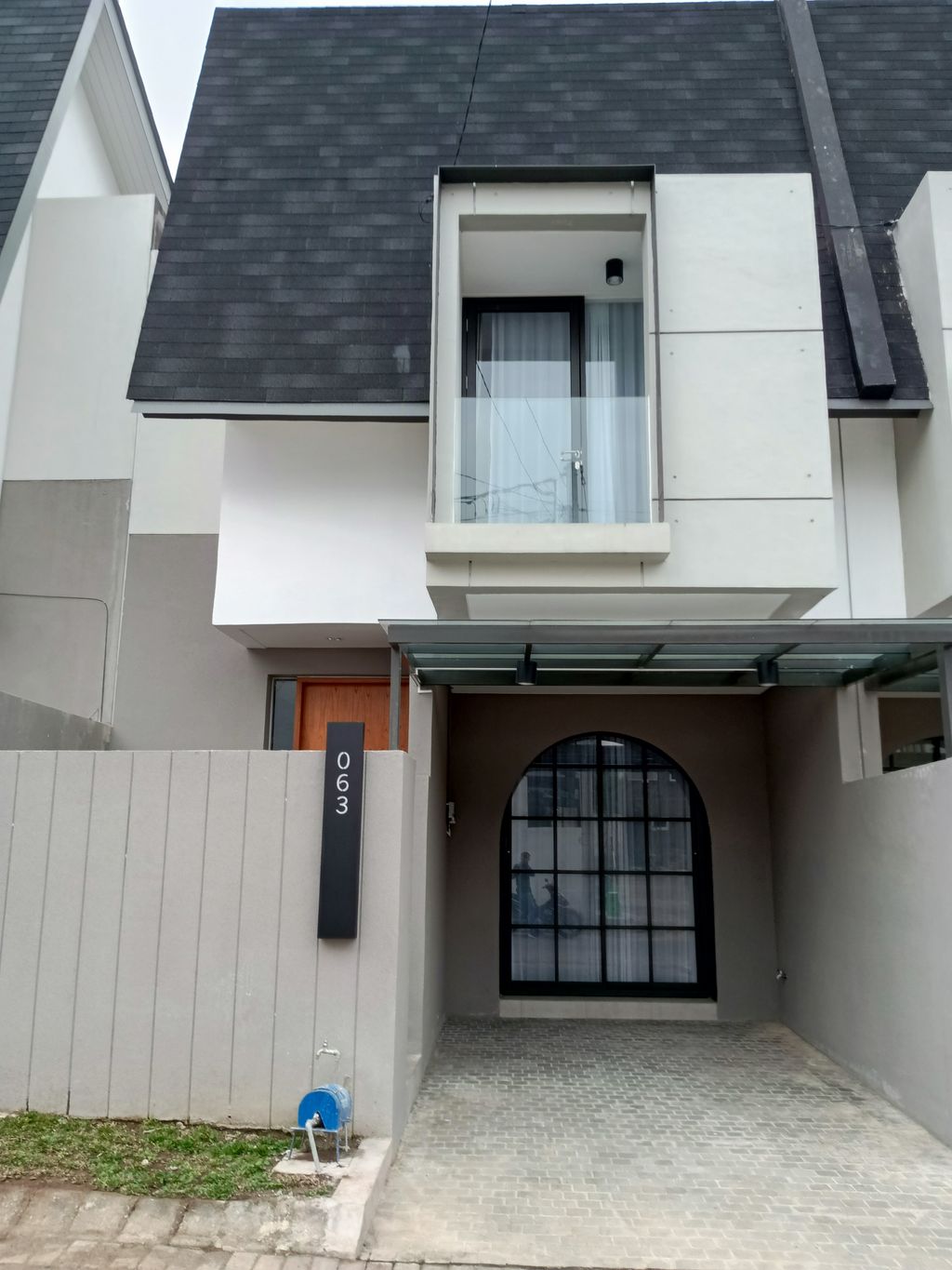 foto tampak rumah tipe Serene Premium perumahan Habitat
