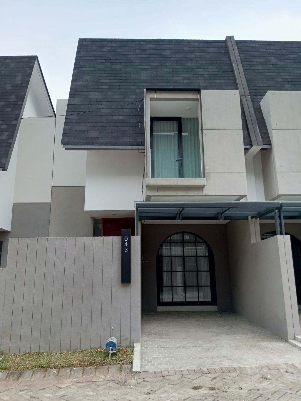foto tampak rumah tipe Serene Premium Plus perumahan Habitat
