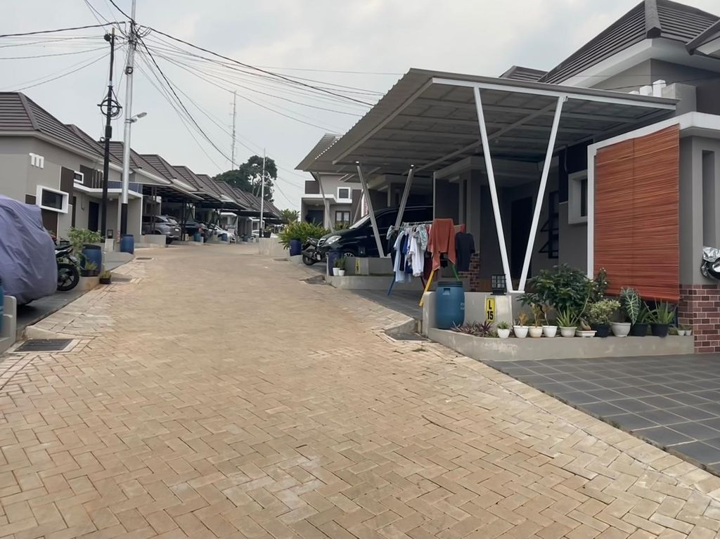 foto posisi tengah perumahan LEMIRAGE HILL