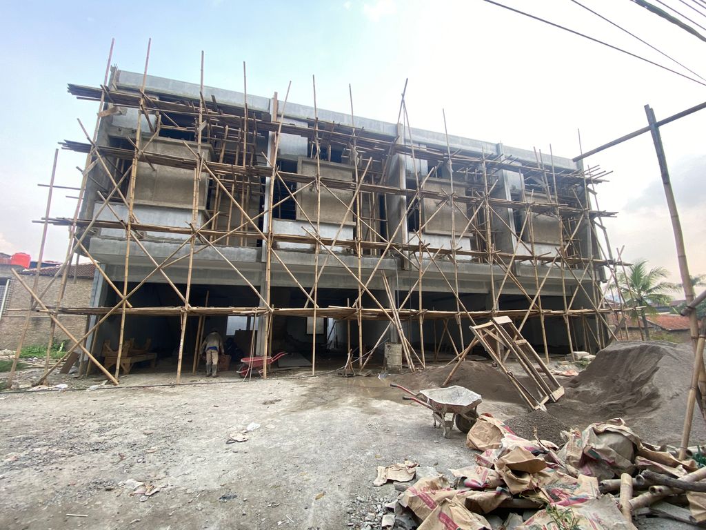 foto gerbang perumahan Ruko