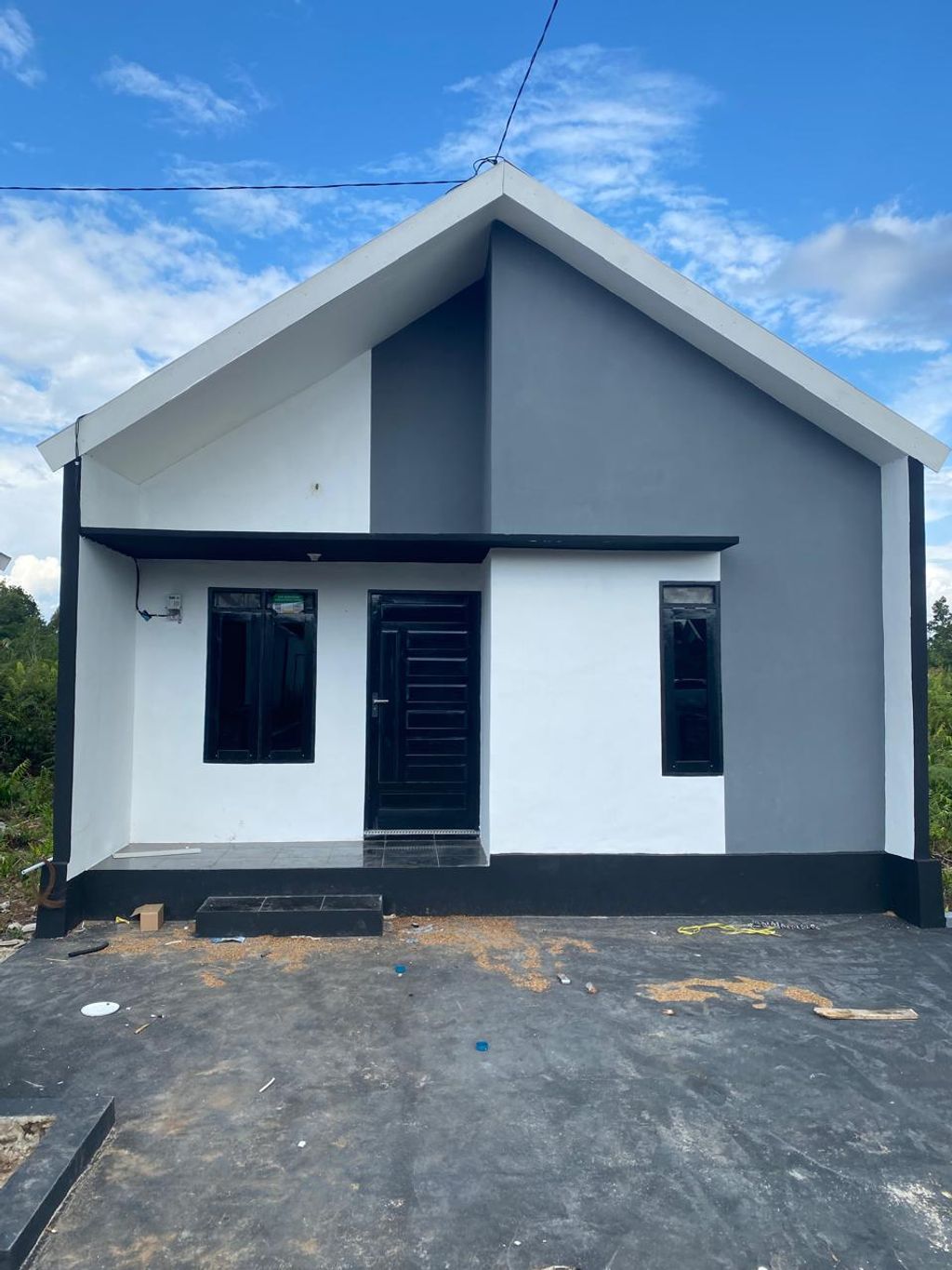 foto tampak rumah tipe 36 Skandinavia perumahan BUMI RAYA II KENCANA BARU