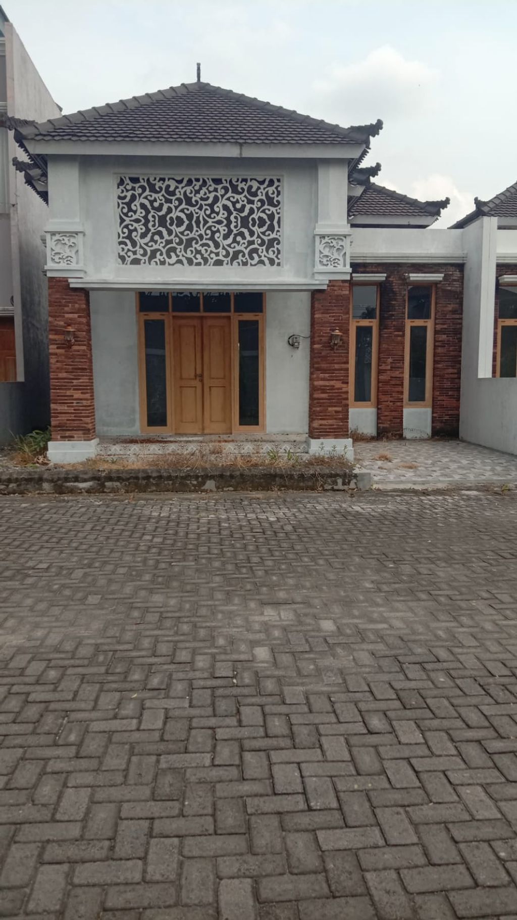 foto tampak rumah tipe 50/117 perumahan Harmony Palur