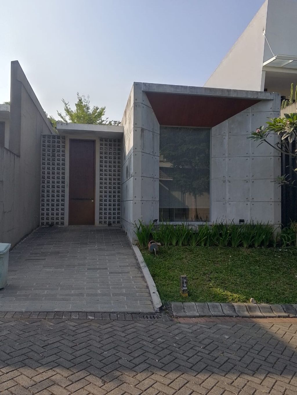 foto tampak rumah tipe Adiel perumahan Habitat