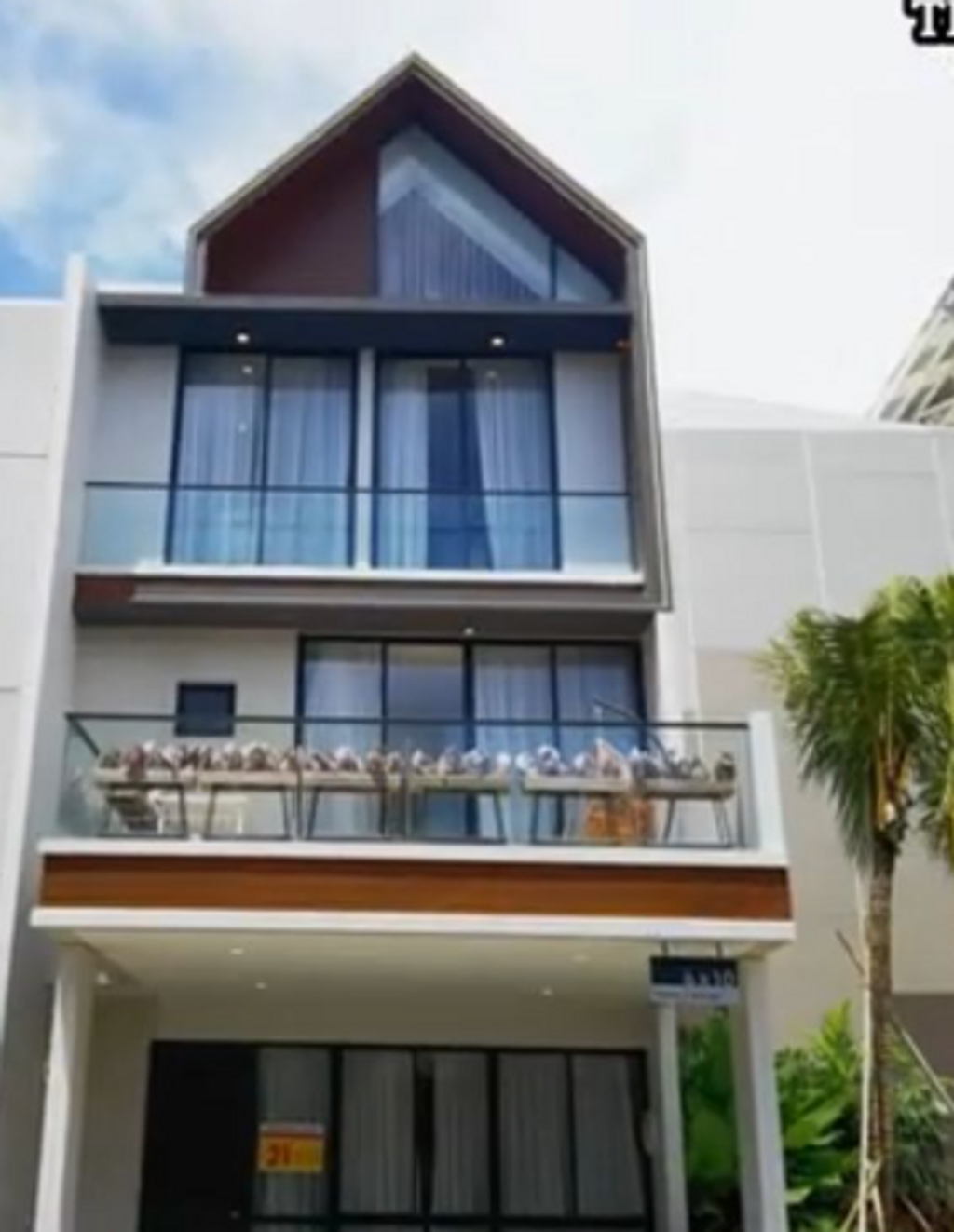 foto tampak rumah tipe HANA HOEK perumahan Rukan Osaka
